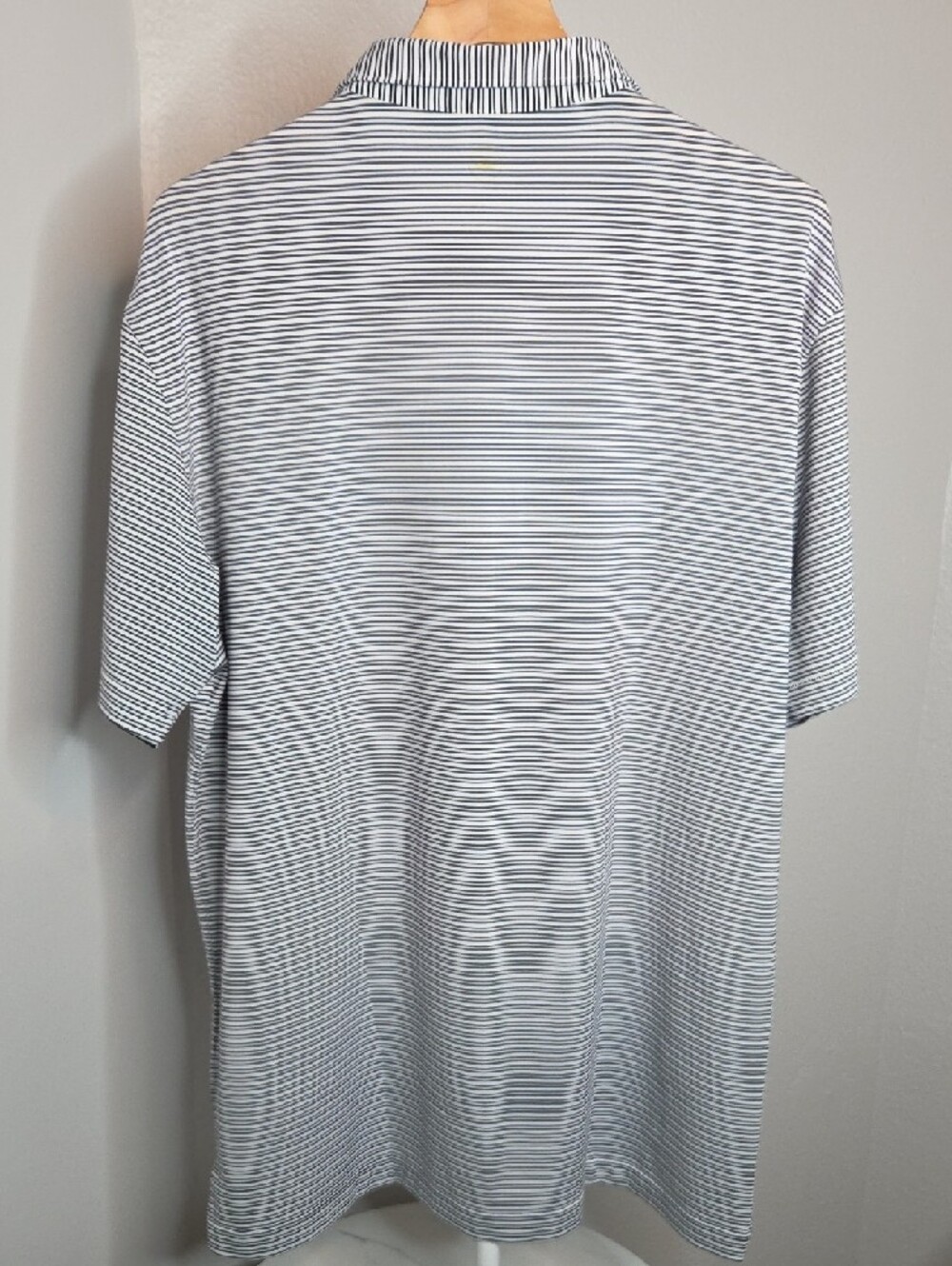 Peter Millar Shirt Men's XL Crown Crafted Golf Stretch Polo Black White Striped - Picture 5 of 8